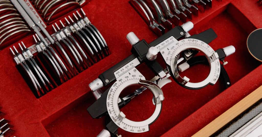 宅食お試しでありがちな満足と後悔の違いを対比して説明するイラスト図