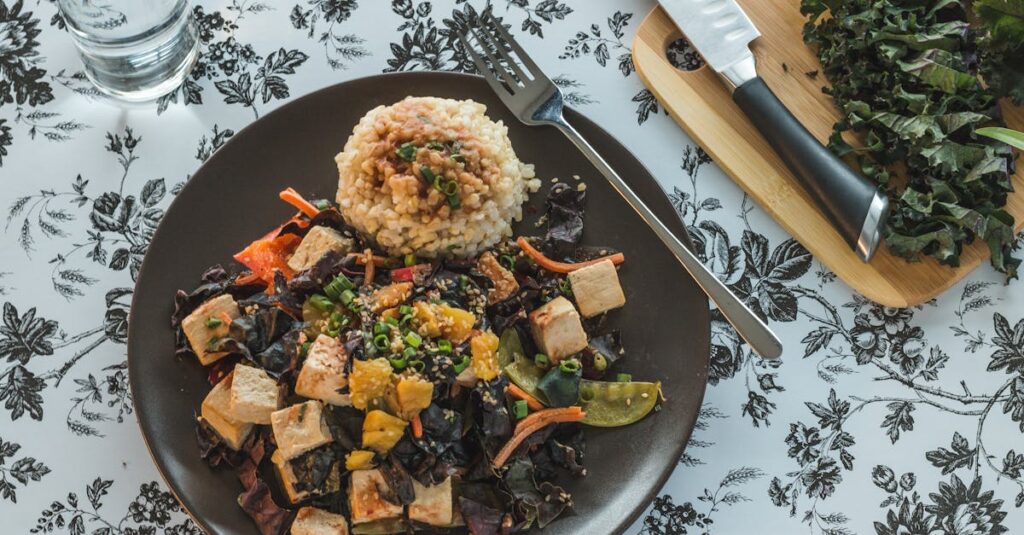 目的別におすすめの宅食お試しサービスを一人暮らし・共働き・高齢者向けに分けて紹介する図